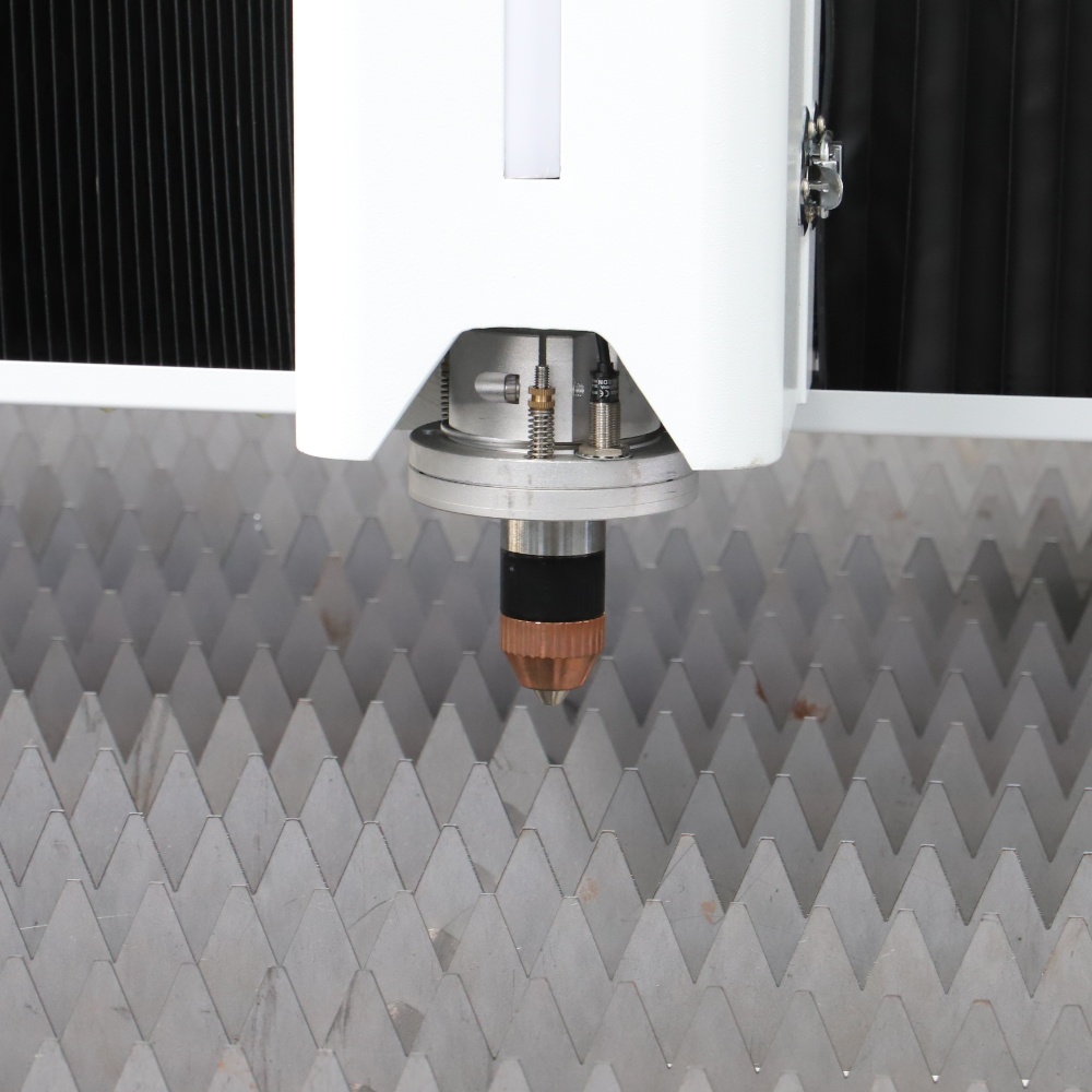 Cnc Plasma Cutter - Mesin Pemotong Plasma CNC Presisi Tinggi,